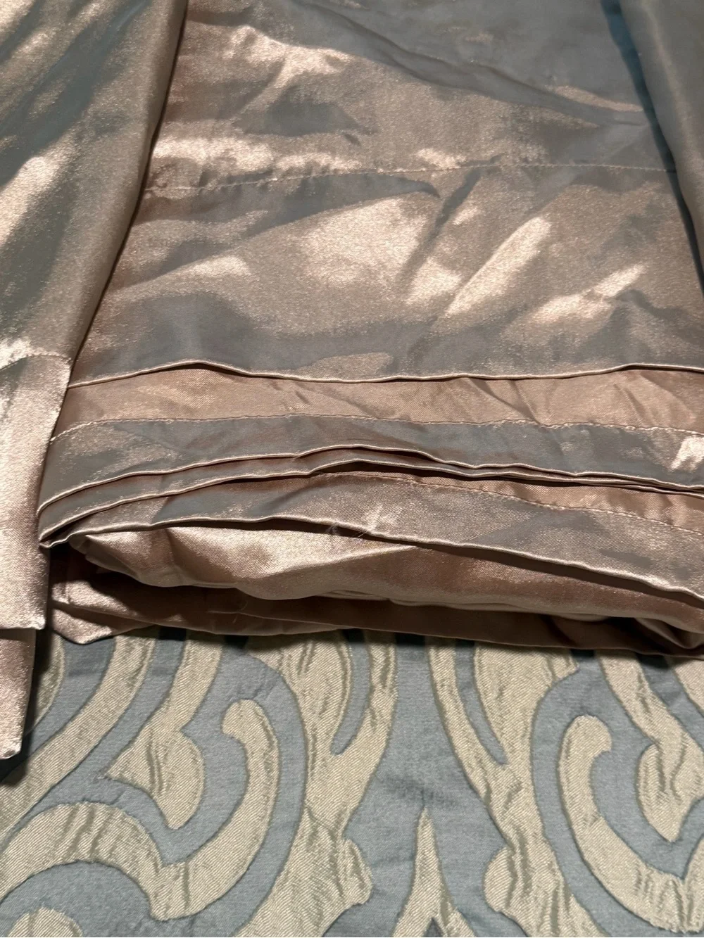 Queen Satin Sheet Set